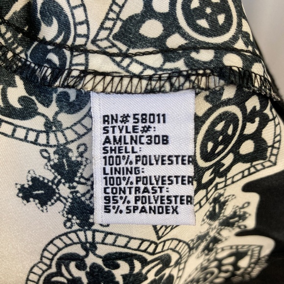 Black and Pink Halter tie dress - Picture 9 of 10